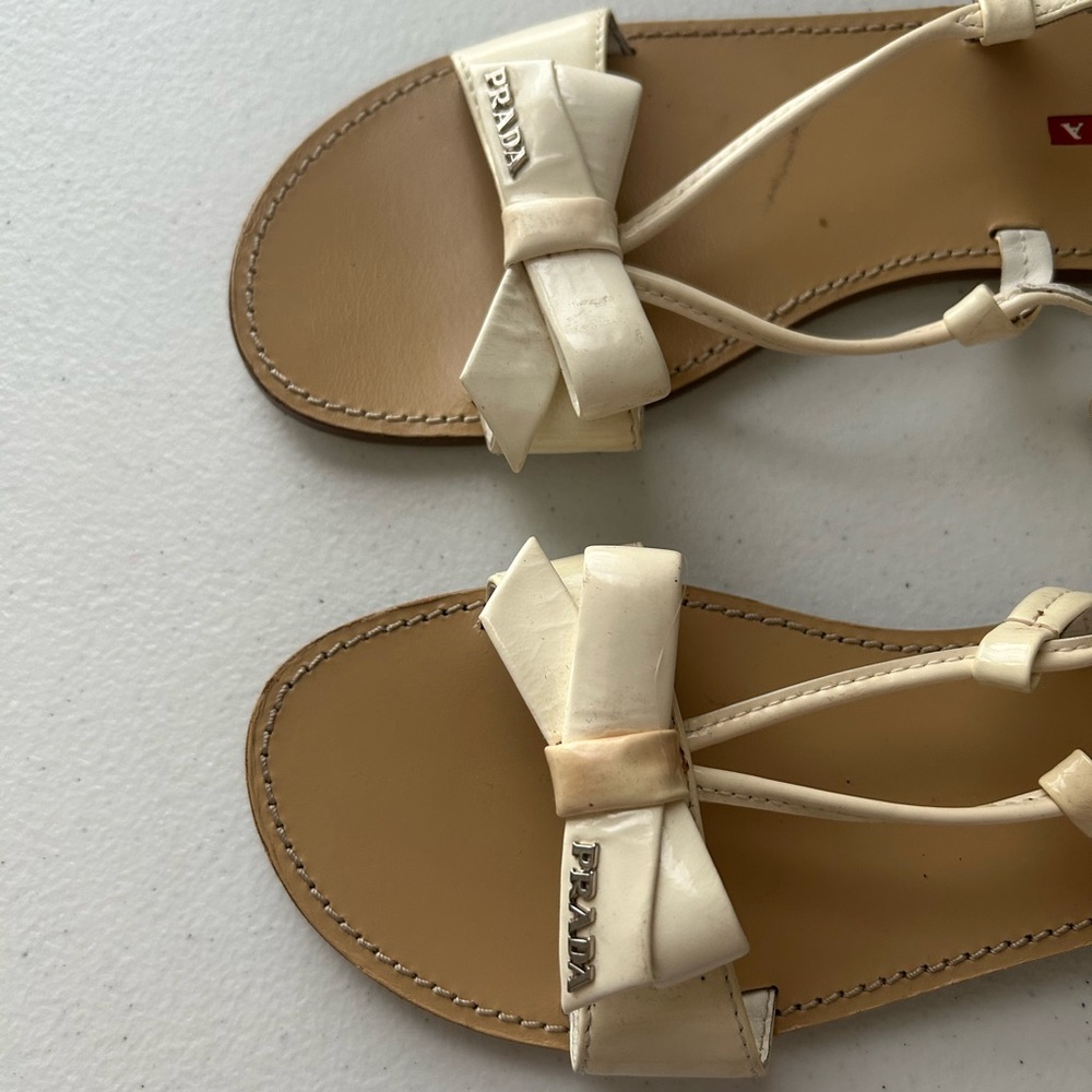 Prada Kids Girl Cream Bow Thong Sandals Ankle Strap Designer Flats Size 4–4.5 - Picture 9 of 16
